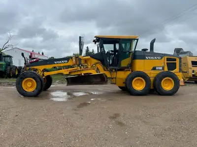 2012 VOLVO G930B MOTOR GRADER CAB, HEAT, AIR, AIR IRDE SEAT, 14FT. MOLDBOARD WITH EXTENSIONS, ACCUML...