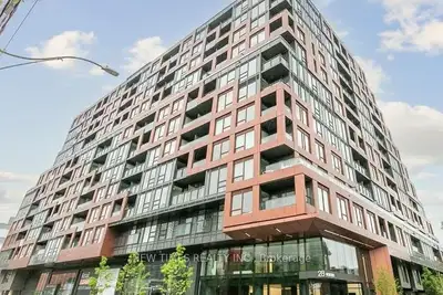 Brand new, never occupied 639 square foot 1-bedroom + den, 2-bathroom unit assignment sale. The vers...