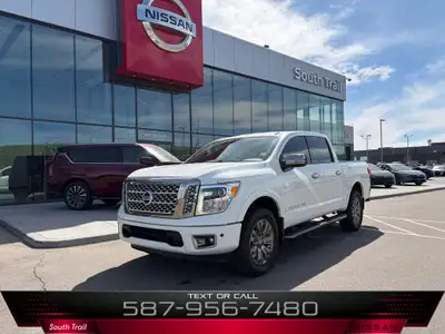 2018 NISSAN TITAN PLATINUM RESERVE 4X4 * ACCIDENT FREE CARFAX * LOW KM * 360 CAMERA FEATURES INCLUDE...