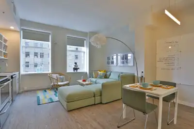 The Sterling Window Lofts - Bachelor (05 Layout) Apartment for R