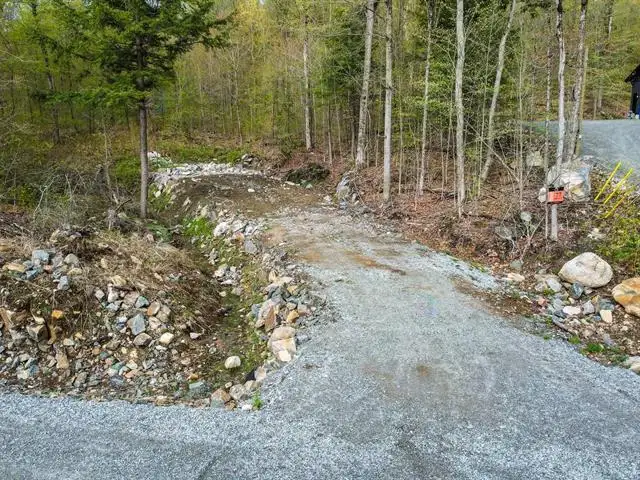 40 Ch. de la Fresque Val-des-Monts, Quebec62863332815361122
