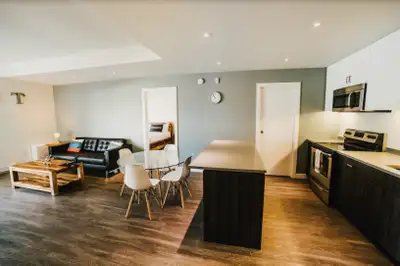 Use promo code "KIJIJI5" in your inquiry to enjoy a special discount! The Spot Location: 795 Sterlin...