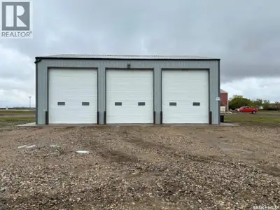 Commercial Property For Sale, 307 Highway Coleville Sk Block 20 Plan 63S16605 Surface Parcel #203238...