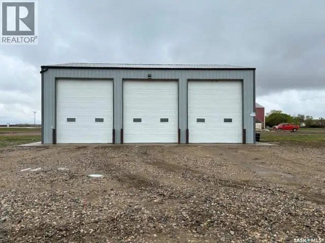 307 Highway Coleville, Saskatchewan in Commercial & Office Space for Sale in Saskatoon - Image 2