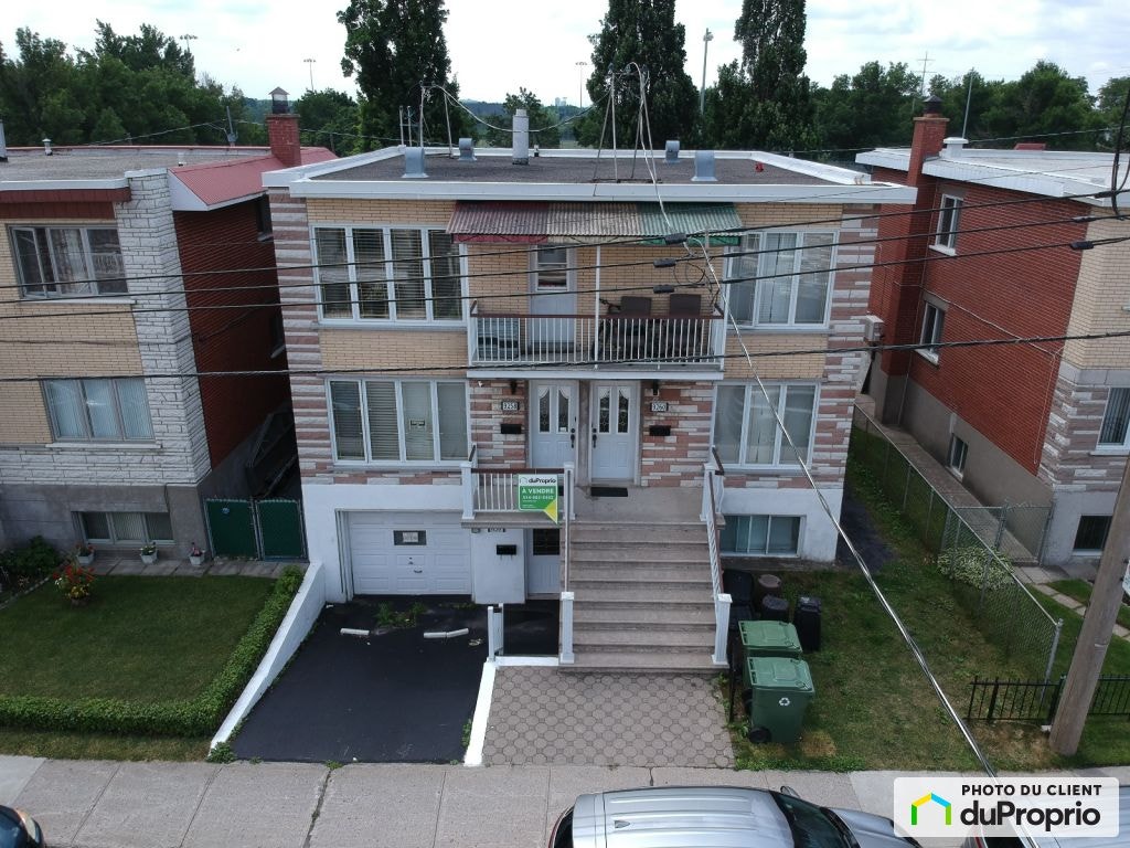 $958,000 - Triplex in Villeray / St-Michel / Parc-Extension — photo 2