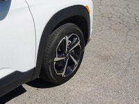2022 Chevrolet Trailblazer RS AWD Sporty, stylish, and ready for all-season confidence this 2022 Che... (image 7)