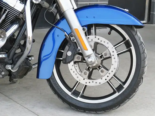 2016 Harley-Davidson FLTRXS - Road Glide Special in Sport Touring in Cambridge - Image 12