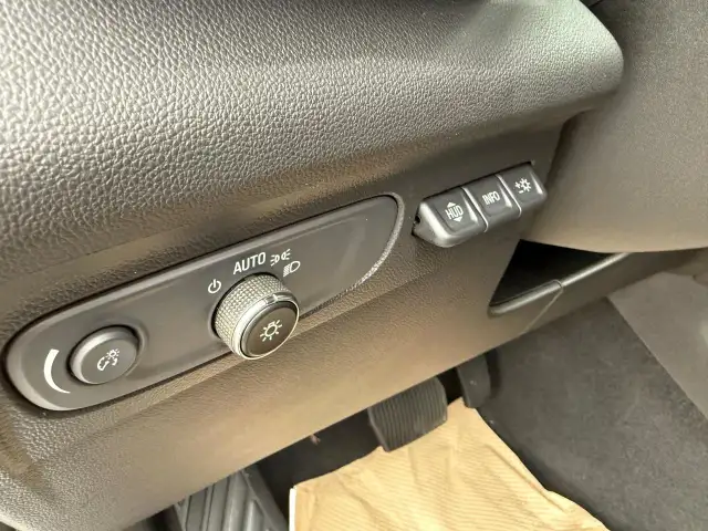 2021 Buick Envision Avenir | LOADED | WIRELESS CARPLAY | BOSE AU in Cars & Trucks in Ottawa - Image 25