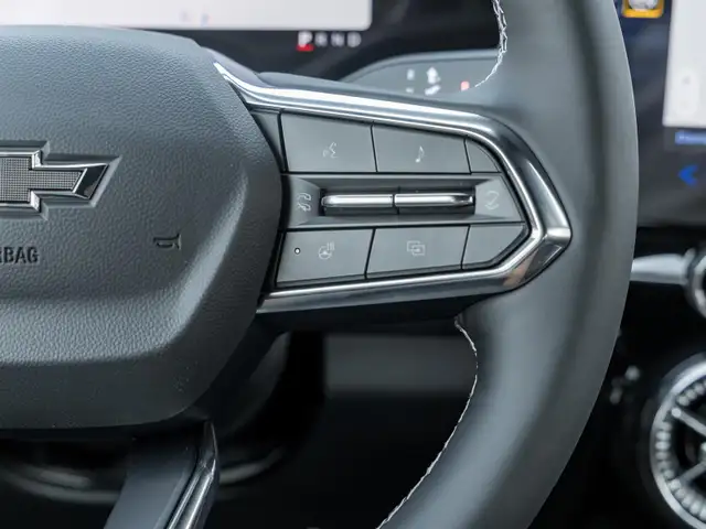 2025 Chevrolet Blazer EV LT AWD Midnight Edition- HD Surround Vi in Cars & Trucks in Markham / York Region - Image 12