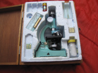Tasco Deluxe High Quality Microscope