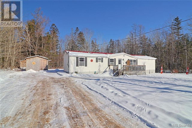116 Bridge Street Minto, New Brunswick in Houses for Sale in Fredericton - Image 2