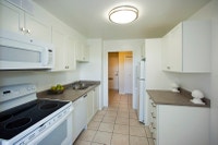 Realstar's Brookbanks Apartments are well-appointed apartment rental buildings conveniently located... (image 7)