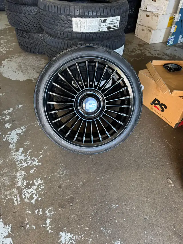 Four New 20″ 5x114.3 Sentali Wheels w/ 245/40R20 Kumho winter in Tires & Rims in Oakville / Halton Region - Image 5