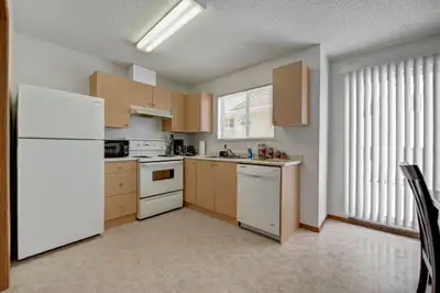 2 Bed x 1.5 Bath Apartment for Rent on 85th Ave | $1450.00
