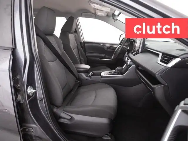 2022 Toyota RAV4 Hybrid LE AWD w/ Front Heated Seats, Rearview C in Cars & Trucks in Ottawa - Image 16