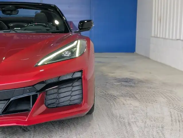 2025 Chevrolet Corvette E-Ray 3LZ- 6.2L V8 - 2.5 Sec 0-60 in Cars & Trucks in Barrie - Image 8