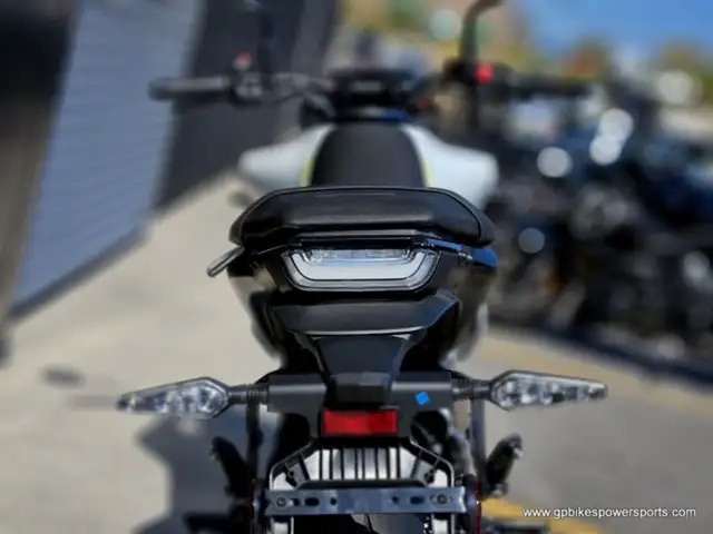2024 Husqvarna Vitpilen 401 in Street, Cruisers & Choppers in Oshawa / Durham Region - Image 20
