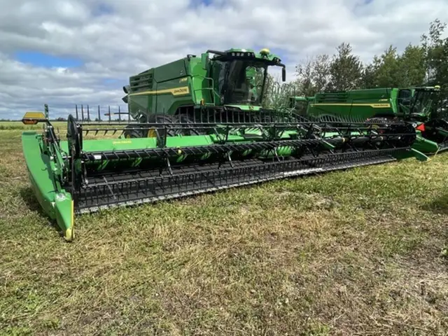 2022 John Deere HD40R in Farming Equipment in Swift Current - Image 9