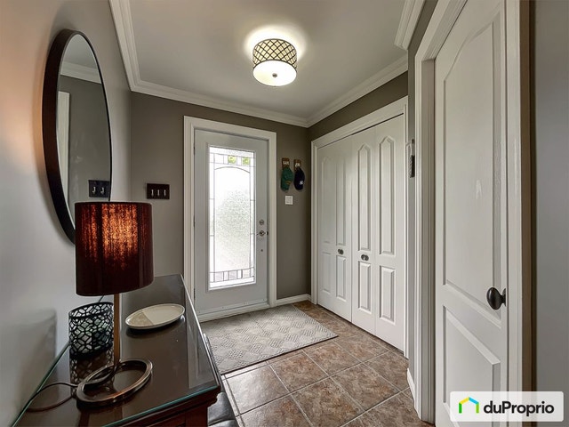 $654,500 - 2 Storey for sale in St-Augustin-De-Desmaures — photo 2