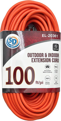 Outdoor and Indoor Heavy Duty 16 Guage 100-Foot Extension Cord London Ontario Preview