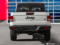 This Jeep Gladiator has a durable Regular Unleaded V-6 3.6 L/220 engine powering this Automatic tran... (image 6)