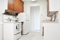 Taylor Heights Manor offers comfortable and affordable 1, 2, and 3 bedroom apartments in the highly... (image 3)