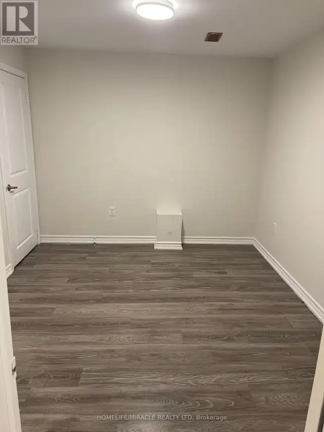 BASEMENT - 1487 CHRETIEN STREET E Milton (FO Ford), Ontario in Long Term Rentals in Oakville / Halton Region - Image 3