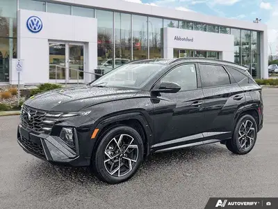 This Hyundai Tucson Hybrid boasts a Intercooled Turbo Gas/Electric I-4 1.6 L/98 engine powering this...