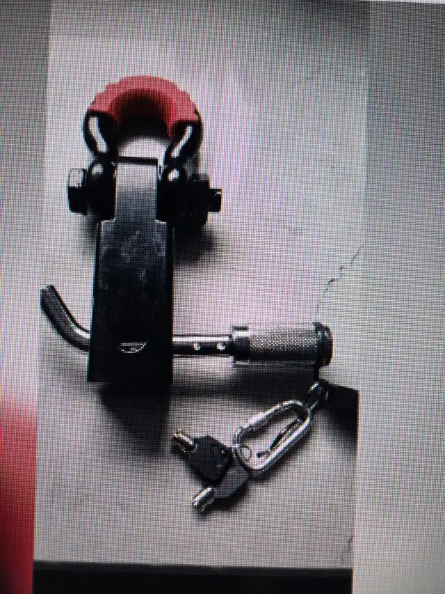 BTSHUB Forged 2'' Shackle Hitch Receiver in ATV Parts, Trailers & Accessories in City of Toronto - Image 2