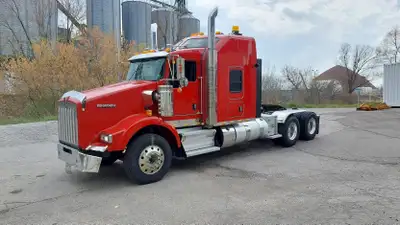REASONABLE OFFERS CONIDERED 2023, KENWORTH, T800, MID ROOF, HEAVY HAUL, SINGLE BUNK, SLEEPER TRUCK T...