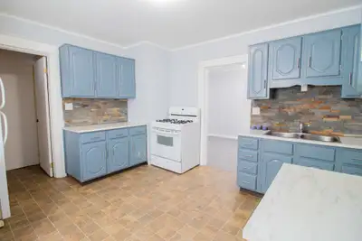 APARTMENT FOR RENT!! Best suited for a working professional or a working couple. This gorgeous, main...