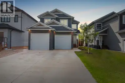 Welcome to 178 Prospect Drive: A thoughtfully upgraded executive home backing onto peaceful green sp...