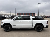 SPECIAL! This truck features a 6 month 10,000 KM Powertrain Warranty! With 186,136 km on the odomete... (image 2)