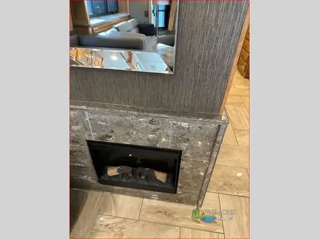 2019 Thor Motor Coach Tuscany 45MX only 020,049 Miles in RVs & Motorhomes in Moncton - Image 82