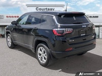 Command the urban jungle and conquer off-road paths with equal ease in this striking, practically ne... (image 3)