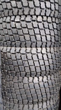 20.5-R25 20.5 -25 E-2/L-2 TUBELESS BRAND HILO SNOWMASTER Mississauga / Peel Region Toronto (GTA) Preview