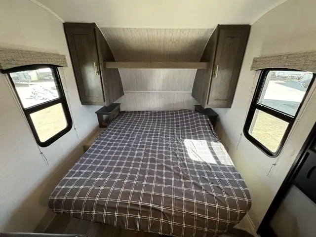 2022 ,Coachmen RV,Viking 17FQ in Travel Trailers & Campers in Kamloops - Image 7