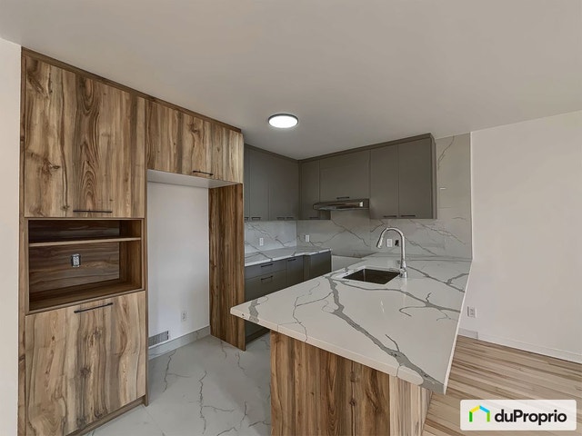 $459,995 - Condominium in Ville-Marie (downtown, old Mtl) — photo 1