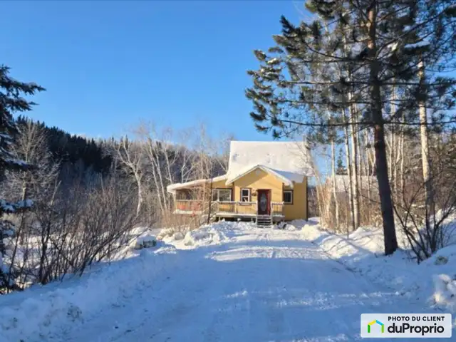 $350,000 - 1 1/2 Storey for sale in St-Felix-D'Otis in Houses for Sale in Saguenay - Image 2