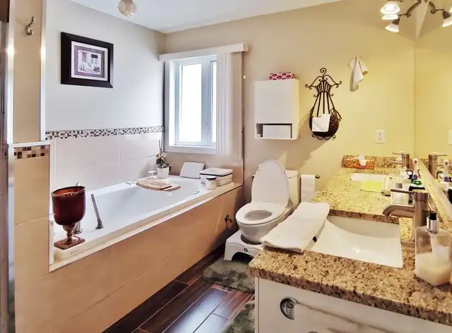 4 Bedroom + 2/House/Yard/For Rent/Ottawa in Long Term Rentals in Ottawa - Image 12