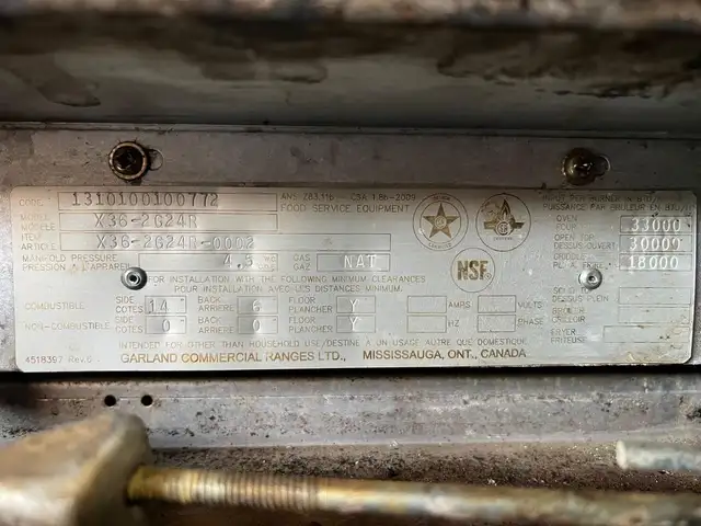 36” garland sunfire 2 burner gas stove , 24” griddle & oven in Industrial Kitchen Supplies in Mississauga / Peel Region - Image 4