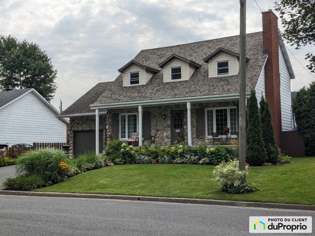 $855,000 - 2 Storey for sale in Sorel-Tracy — photo 2