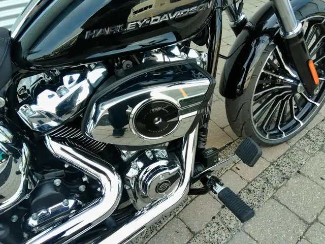 2026 Harley-Davidson Breakout in Street, Cruisers & Choppers in Oshawa / Durham Region - Image 5
