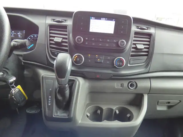 2023 FORD TRANSIT CUBE 12' T-350 RWD 9500 GVWR SRW, ECOBOOST V6! in Cars & Trucks in City of Montréal - Image 12