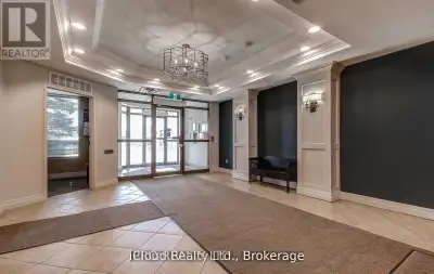 Gorgeous 1 Bedroom + Den Condo in the Border of Mississauga and Brampton. Laminate and Tile Flooring...