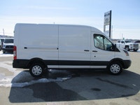 3.7 liter , mid roof, auto ,air ,cruise, tilt ,pw ,pl, am/fm media center radio. work ready, equippe... (image 3)