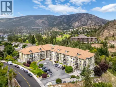 Convenient ground-floor 2-bedroom condo at Rock Ridge, located in the heart of Shannon Lake offering...