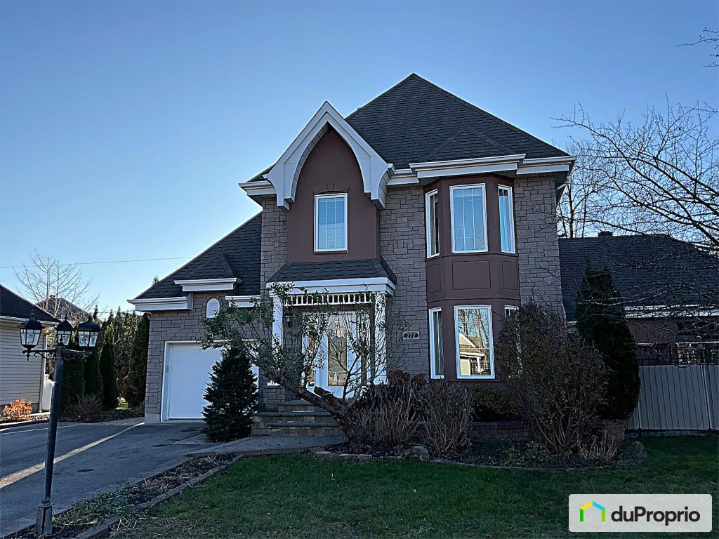 $765,000 - Intergenerational for sale in Les Côteaux — photo 1