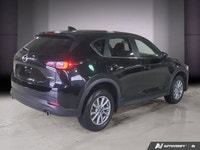 2024 Mazda CX-5 Le Mazda CX-5 GS AWD 2024 est un VUS compact qui se démarque par son raffinement, sa... (image 4)