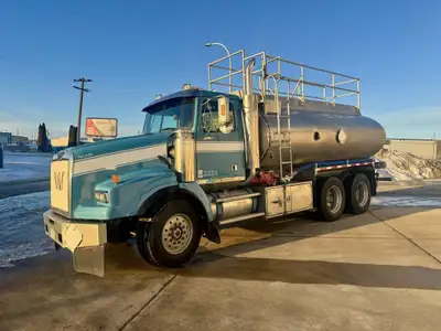 2003 Western Star 4900SA 6x4 Water Truck Comes with Caterpillar C12 diesel engine, 395 hp, 372318 en...